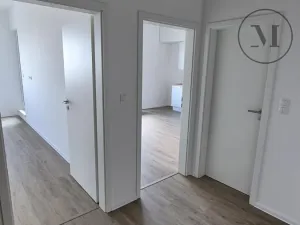 Pronájem bytu 2+kk, České Budějovice, Branišovská, 50 m2