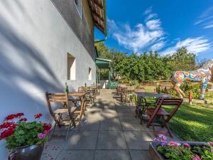 Prodej restaurace, Kokořín, 375 m2