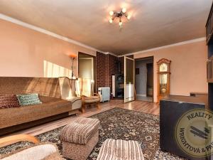 Prodej rodinného domu, Černuc, 240 m2