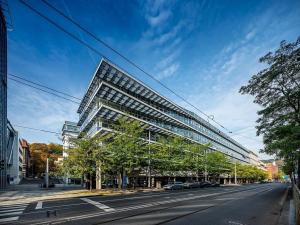 Pronájem kanceláře, Praha - Smíchov, Radlická, 2350 m2