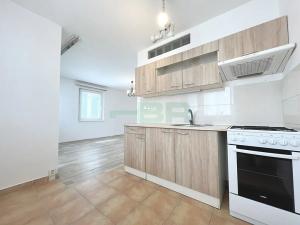 Pronájem bytu 1+1, Praha - Černý Most, Ronešova, 38 m2