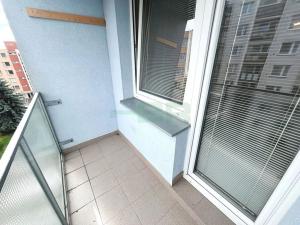 Pronájem bytu 1+1, Praha - Černý Most, Ronešova, 38 m2