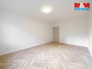 Prodej bytu 3+1, Kadaň, Komenského, 76 m2