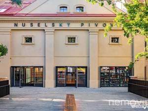 Pronájem bytu 2+kk, Praha - Nusle, Muzikova, 61 m2