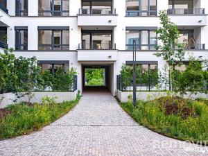 Pronájem bytu 2+kk, Praha - Nusle, Muzikova, 61 m2