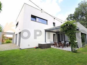 Prodej rodinného domu, Praha - Dolní Chabry, Počeradská, 332 m2