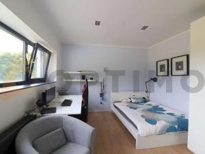 Prodej rodinného domu, Praha - Dolní Chabry, Počeradská, 332 m2