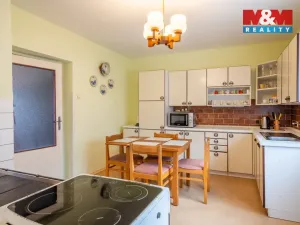 Prodej rodinného domu, Cehnice, 256 m2