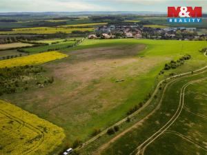 Prodej komerčního pozemku, Tachlovice, 36987 m2