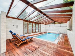 Prodej kanceláře, Vestec, Průběžná, 427 m2