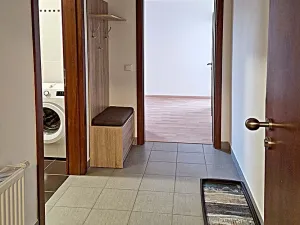 Pronájem bytu 1+1, Praha - Komořany, Krupná, 40 m2