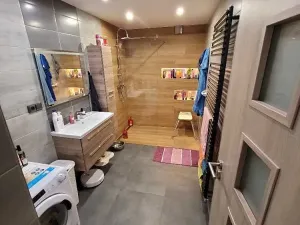 Dražba rodinného domu, Hobšovice, 178 m2