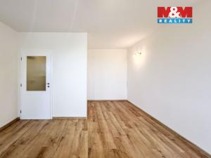 Pronájem bytu 1+kk, Klecany, V Honech, 33 m2