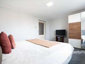 Prodej rodinného domu, Hořešovičky, 256 m2