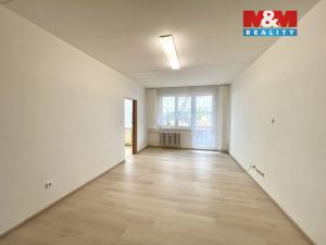 Pronájem bytu 3+1, Jindřichův Hradec - Jindřichův Hradec V, Kosmonautů, 76 m2