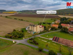 Prodej zemědělského objektu, Křešice - Sedlec, 2000 m2