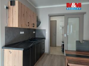 Prodej bytu 1+kk, Pardubice - Bílé Předměstí, Štrossova, 37 m2