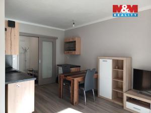 Prodej bytu 1+kk, Pardubice - Bílé Předměstí, Štrossova, 37 m2