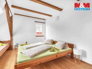 Prodej ubytování, Žacléř, Sadová, 151 m2