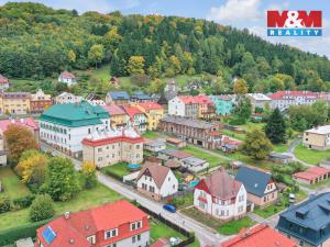 Prodej ubytování, Žacléř, Sadová, 151 m2