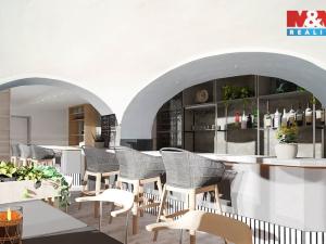 Prodej činžovního domu, Ledeč nad Sázavou, Husovo náměstí, 333 m2