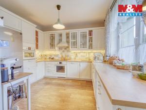 Prodej rodinného domu, Karlovy Vary - Stará Role, Nerudova, 151 m2