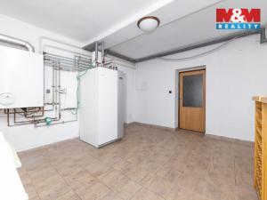 Prodej rodinného domu, Hradčany, Luční, 377 m2