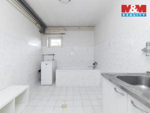 Prodej rodinného domu, Hradčany, Luční, 377 m2
