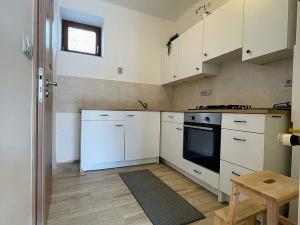 Pronájem bytu 3+1, Stochov, Osvobození, 103 m2