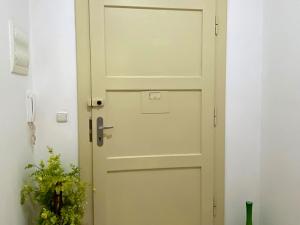 Pronájem bytu 2+kk, Praha - Vršovice, Bulharská, 45 m2