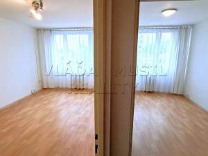 Pronájem bytu 2+kk, Praha - Michle, Ohradní, 40 m2