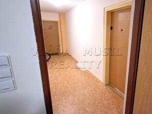 Pronájem bytu 2+kk, Praha - Michle, Ohradní, 40 m2