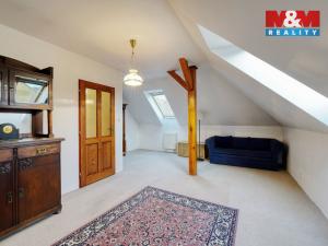 Prodej rodinného domu, Veleň - Mírovice, Na návsi, 478 m2
