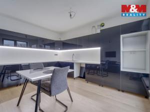 Prodej bytu 4+kk, Třemošná, Školní, 109 m2