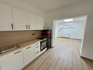 Pronájem bytu 2+1, Bechyně, U Nádraží, 46 m2