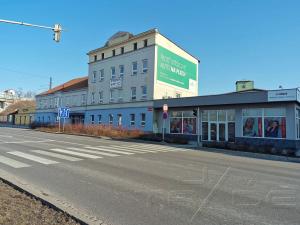 Prodej obchodního prostoru, Znojmo, Vídeňská třída, 5100 m2