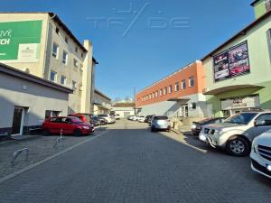 Prodej obchodního prostoru, Znojmo, Vídeňská třída, 5100 m2