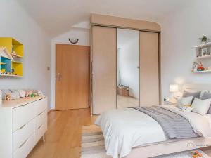 Prodej rodinného domu, Lety, Sokolská, 265 m2