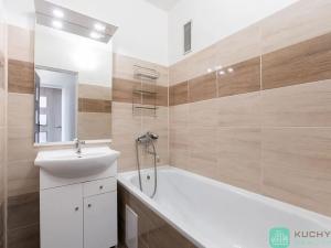 Prodej bytu 2+1, Krupka, Sídliště, 53 m2