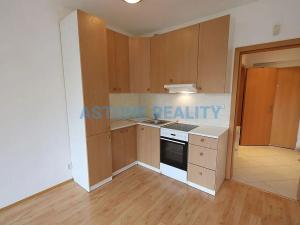 Pronájem bytu 1+kk, Praha - Zličín, Tulešická, 30 m2