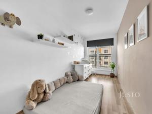 Prodej bytu 3+kk, Praha - Uhříněves, Oty Bubeníčka, 80 m2