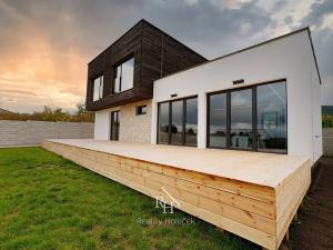 Prodej rodinného domu, Svinaře, Větrná, 156 m2