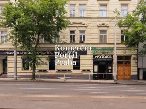 Pronájem restaurace, Praha - Smíchov, Radlická, 488 m2