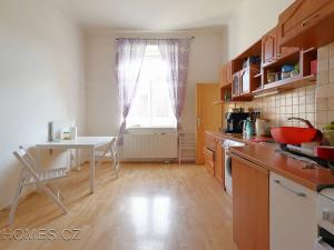 Pronájem bytu 1+1, Praha - Smíchov, Kováků, 35 m2