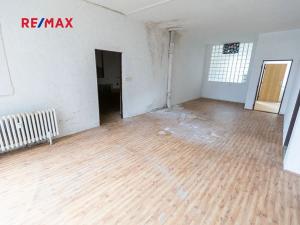 Prodej obchodního prostoru, Město Albrechtice, Míru, 1427 m2