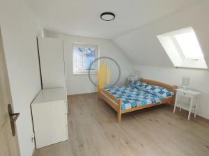 Pronájem rodinného domu, Klokočí, 248 m2