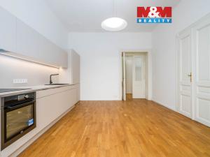 Prodej bytu 4+1, Praha - Smíchov, Zborovská, 141 m2