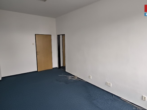 Pronájem kanceláře, Kestřany, 123 m2