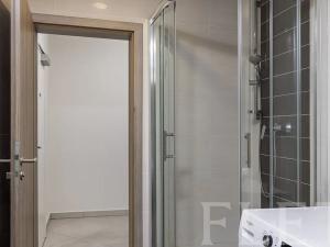 Pronájem bytu 1+kk, Praha - Vršovice, Petrohradská, 41 m2