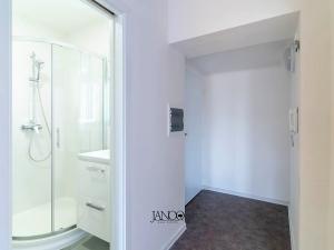 Pronájem bytu 1+1, Brno, Stojanova, 60 m2
